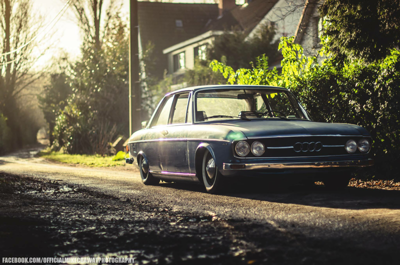DLEDMV Audi 100 LS Mike Crawat02