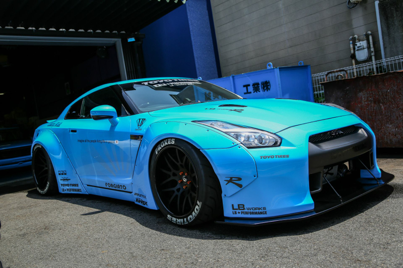 DLEDMV Liberty Walk & Armytrix Nissan GTR R35 007