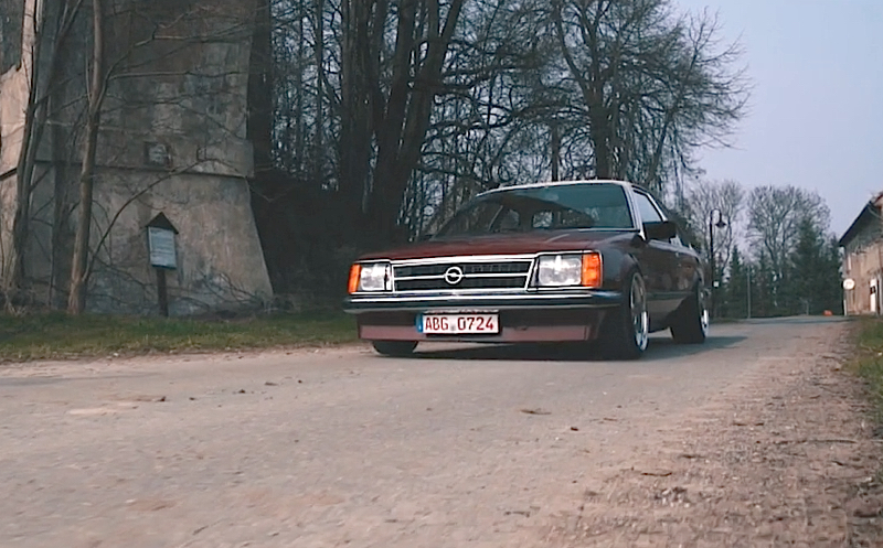 DLEDMV - Opel Coupé Commodore olds'kool - 04