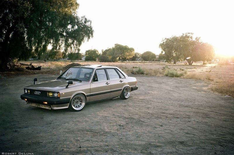 DLEDMV - Audi 80 Classic Stanced - 01