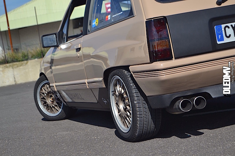 DLEDMV - Opel Corsa GSI 2.0 16v - Char-Ly - 04