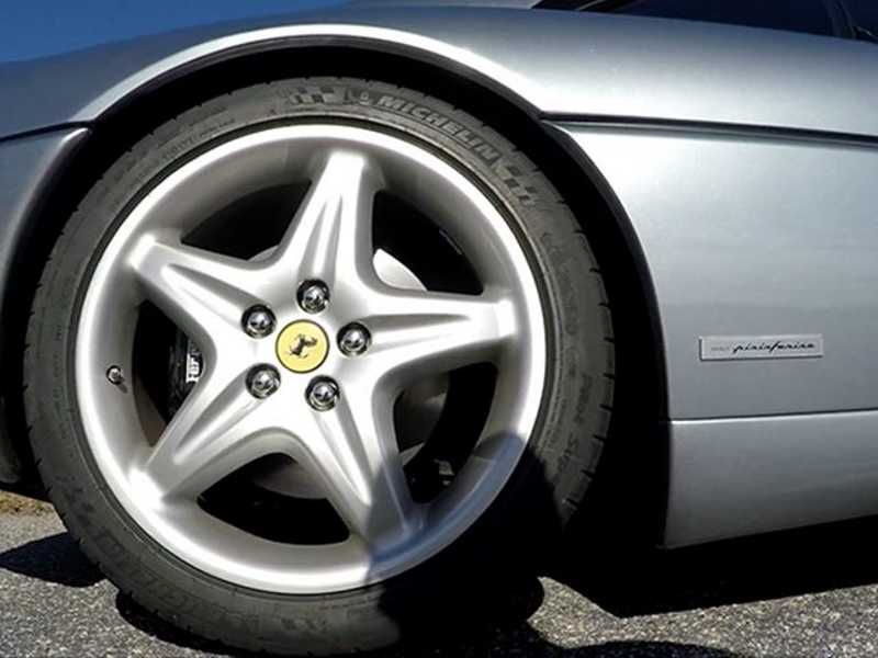 DLEDMV F355 Slalom 01