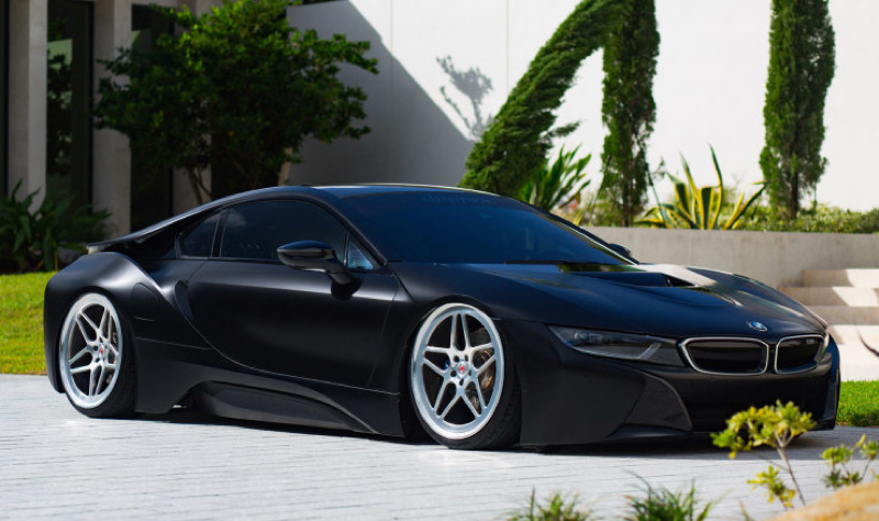 DLEDMV - BMW i8 Vossen Accuair - 01