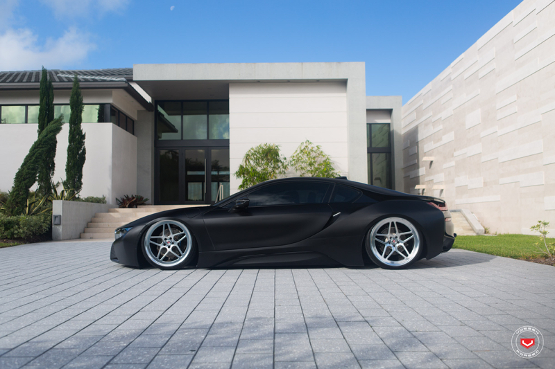 DLEDMV - BMW i8 Vossen Accuair - 05