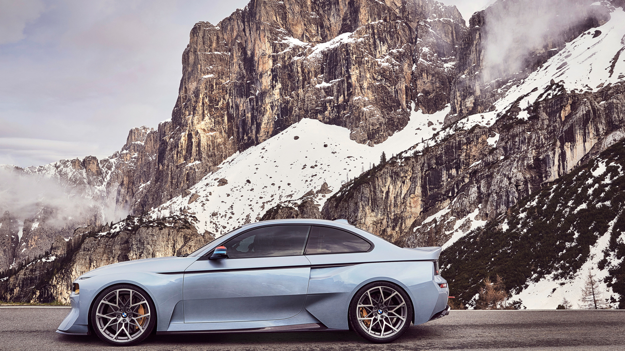 DLEDMV - BMW 2002 Hommage este - 01