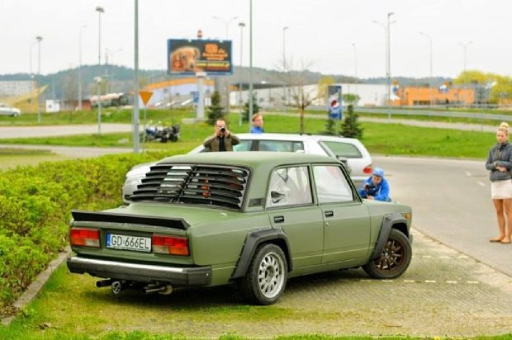 DLEDMV Lada V8 BMW 04