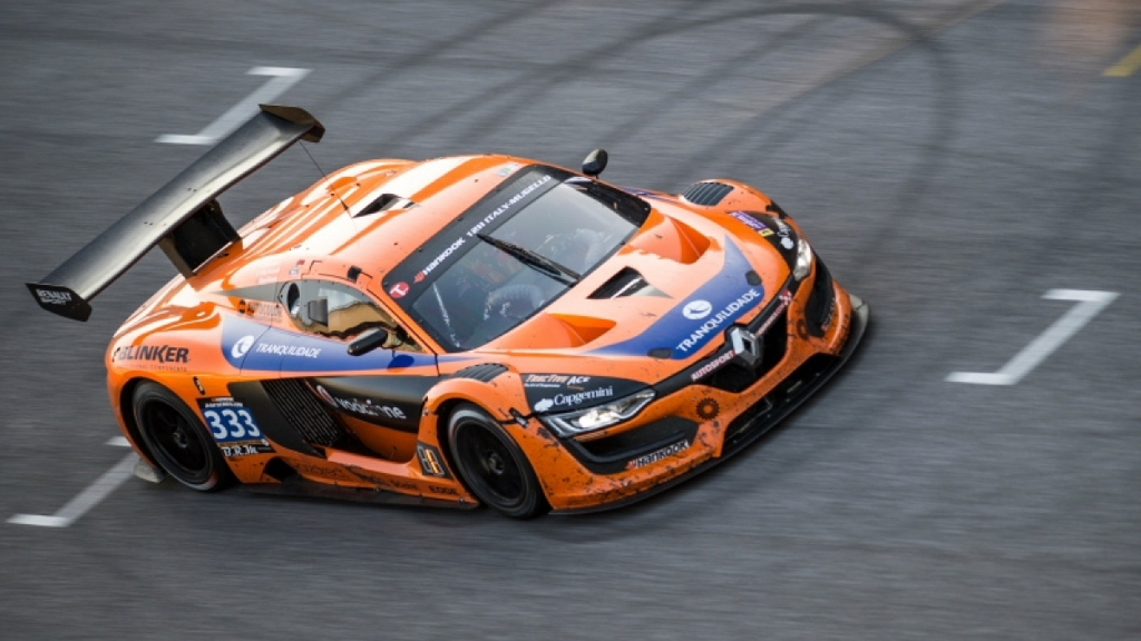 DLEDMV - Renault R.S.01 Engine Sound - 05