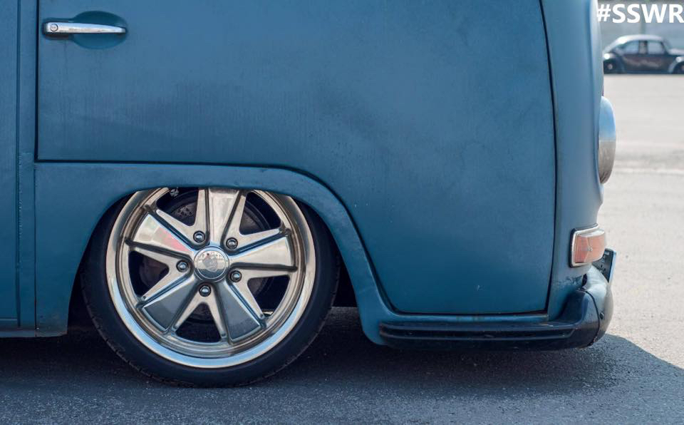 DLEDMV - Slammed VW Combi panel - 03