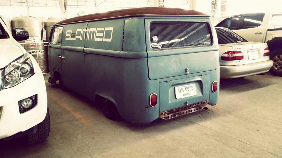 DLEDMV - Slammed VW Combi panel - 05