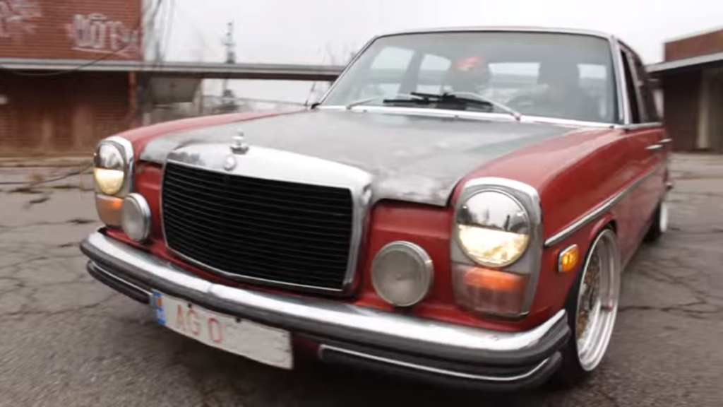 dledmv-slammed-merc-240d-melange-01