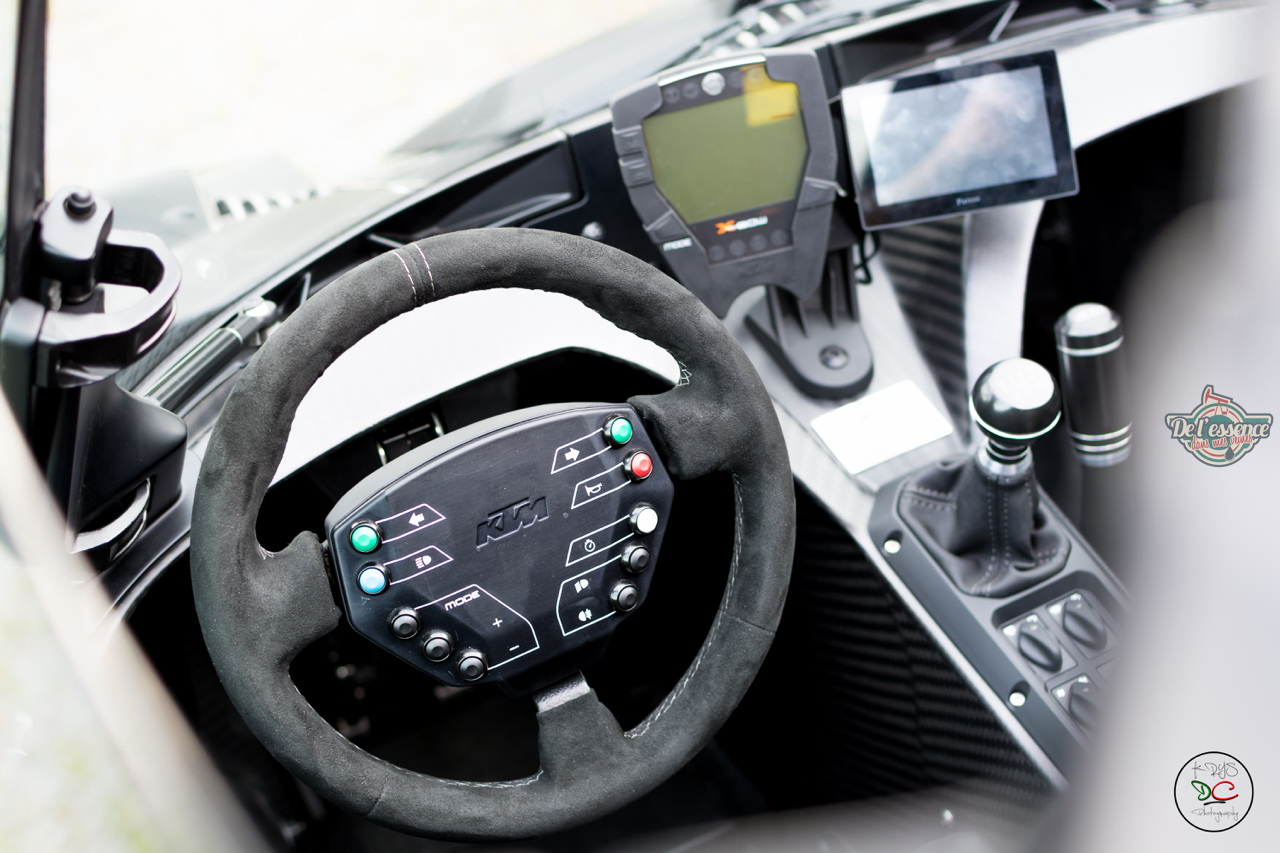 dledmv-ktm-xbow-gt-black-krys-rrc-03