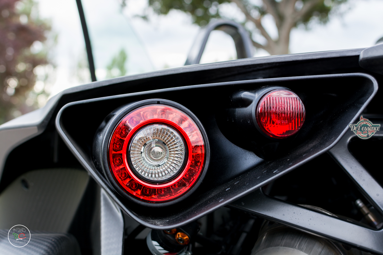 dledmv-ktm-xbow-gt-black-krys-rrc-13