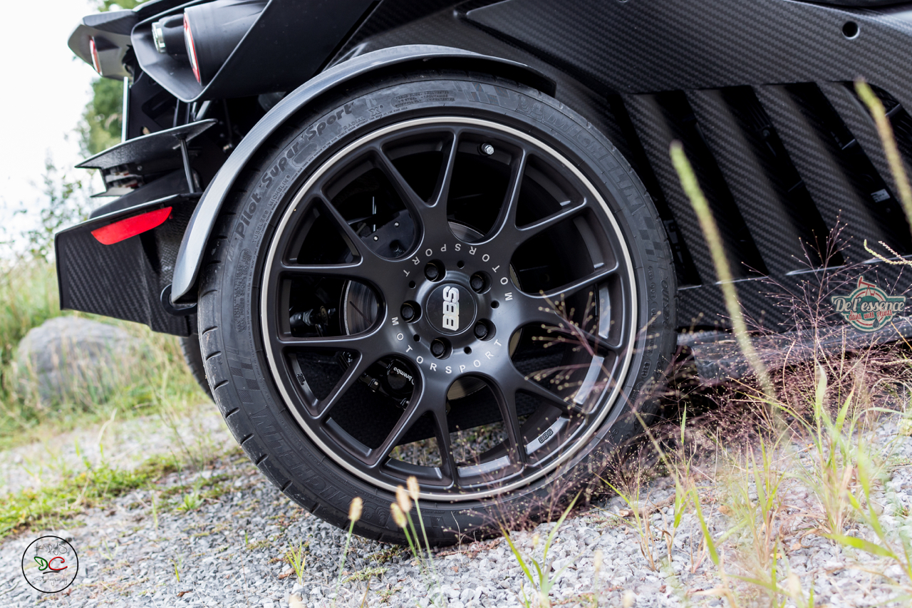 dledmv-ktm-xbow-gt-black-krys-rrc-20