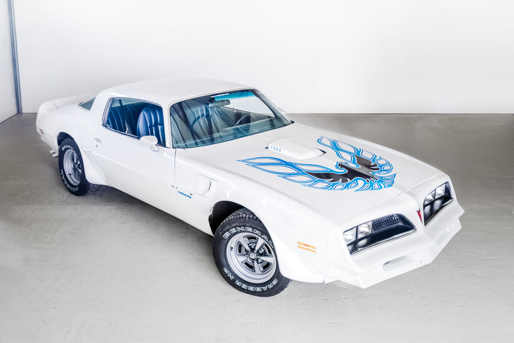 dledmv-pontiac-firebird-transam-the-bandit-09