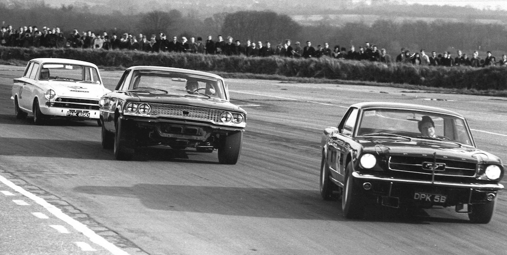 Jim Clark : Drift en Cortina Lotus 3