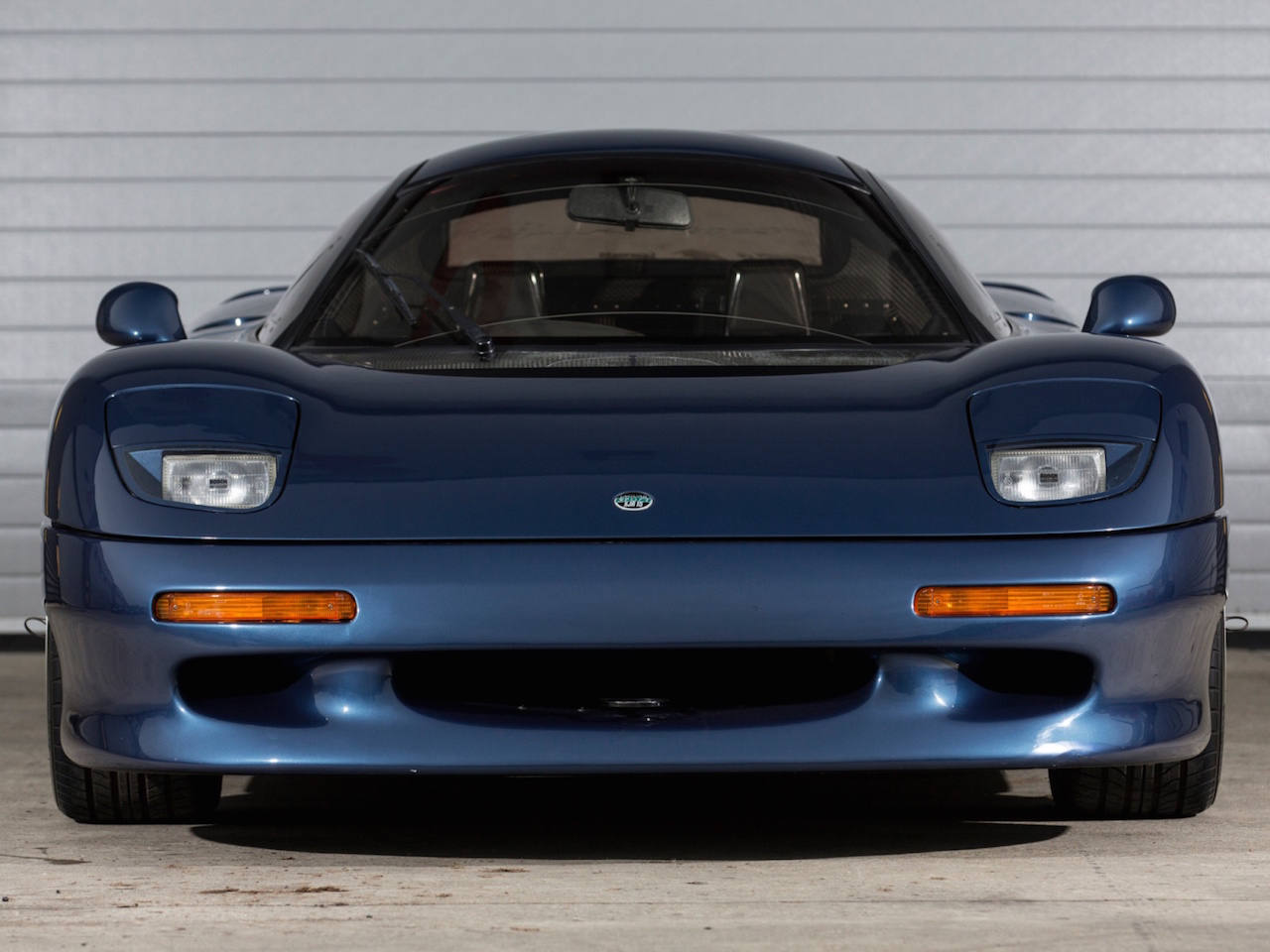 Jaguar XJR15 : De la piste à la route... 10