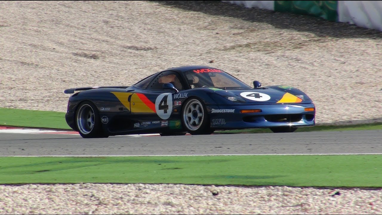 Jaguar XJR15 : De la piste à la route... 3