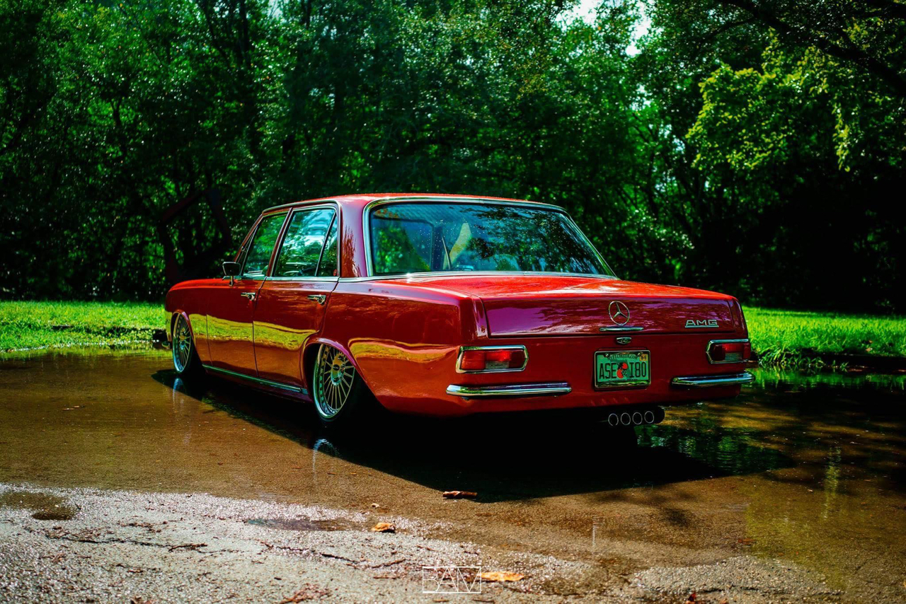 Red Bagged Benz W108... Mélange des genres ! 4