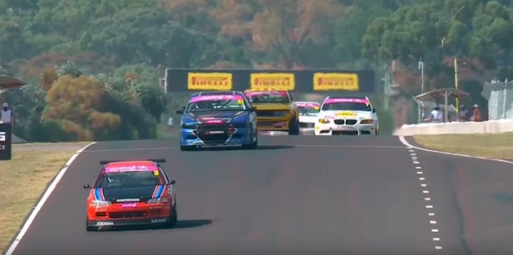 Australian Improved Production - Quand une Civic ridiculise les V8 ! 5