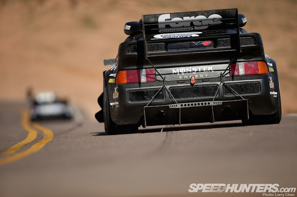 Hillclimb Monster : Ford RS200 Evo... Vous m'en mettez 920 pour la route ? 1