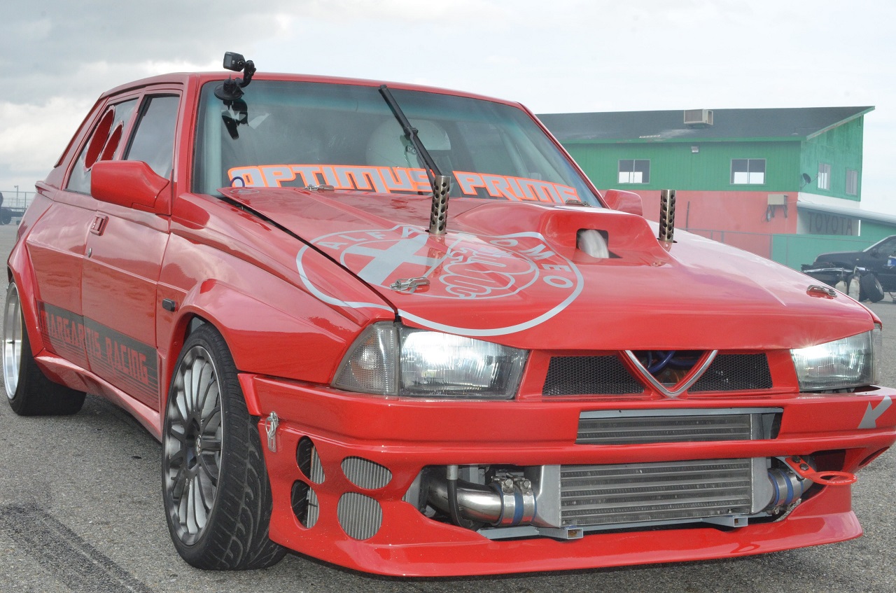 Alfa 75 V6 Biturbo - Ah ça drifte aussi ?! 3