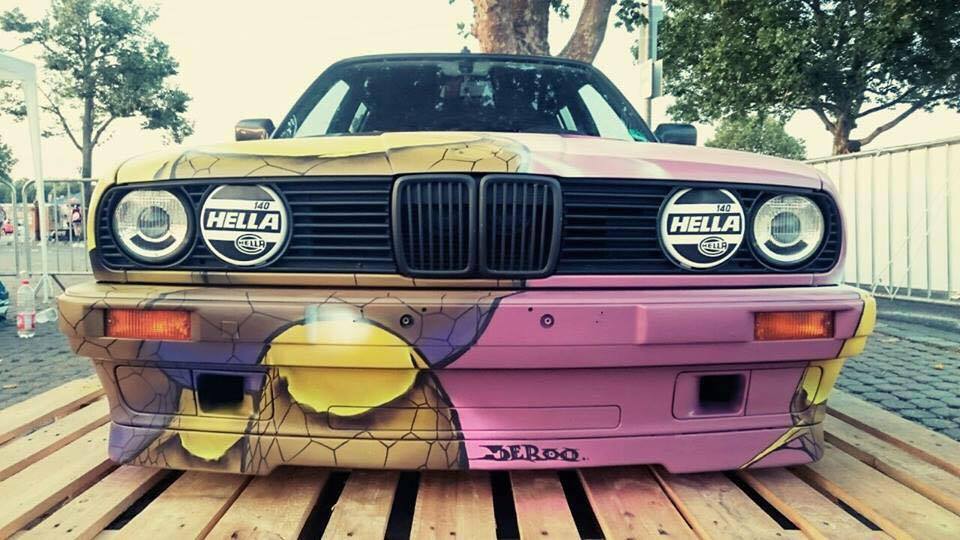 BMW E30 Touring - Stanced Art Car ! 2