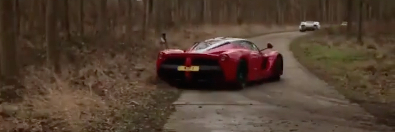 Des supercars et de la boue... 3 Des supercars et de la boue... 3
