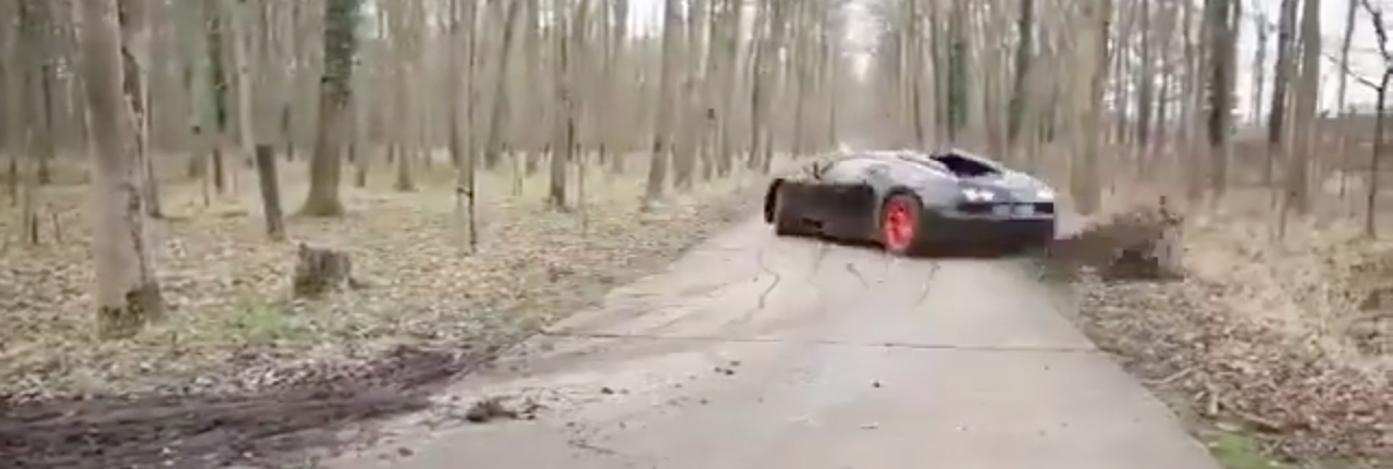 Des supercars et de la boue... 1 Des supercars et de la boue... 1
