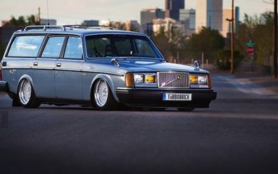Low Volvo 240… « Turbobrick » en Airlift
