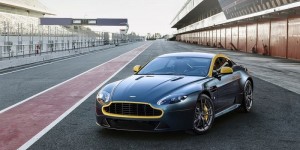 Aston Martin V8 Vantage N430 - Encore une…