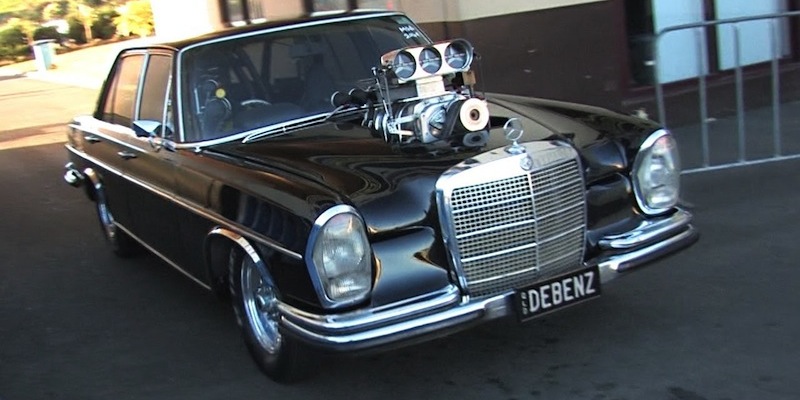 ’69 Mercedes 280 S… En mode drag… Crazy !