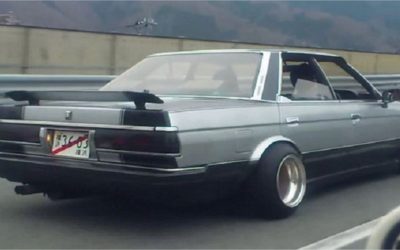 C&rsquo;est un peu Noël avant l&rsquo;heure en Toyota Chaser !