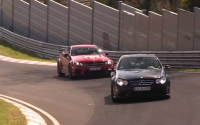 Black Séries : C63 vs CLK 63 – V8 Battle sur le Nürb