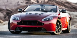 Aston martin V12 Vantage S Roadster : Bandante !