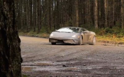 Lamborghini WRC… Les bains de boue parait que ça fait du bien !
