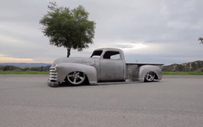 « Pop&rsquo;s 1953 Bare Metal Chevy » – Metal Hurlant