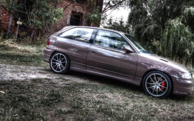 Opel Astra 2l 16v Turbo… Parce qu&rsquo;il y en a marre des allemandes !
