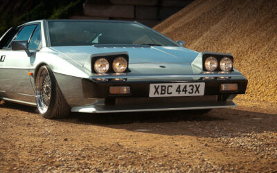 1981 Lotus Esprit en Air Ride… Just perfect !