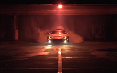 Comment tuer ses pneus avec une Spyker C8…