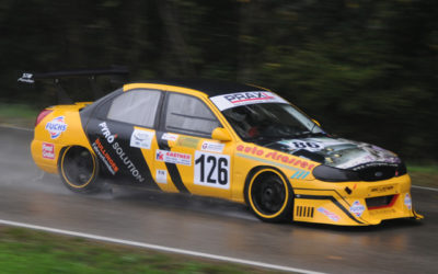 Hillclimb Monters : Ford Mondeo V6 STW hurlante !