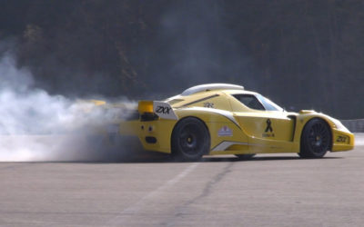 Burnout & donuts en Ferrari Enzo ZXX Edo Compétition