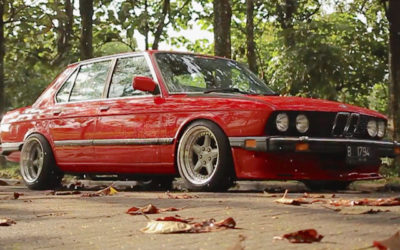 Ho, juste une BMW 525e… Et une grosse claque dans la tronche !