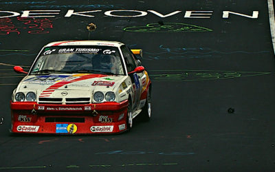 Opel Manta : La mascotte des 24h du Nürb !