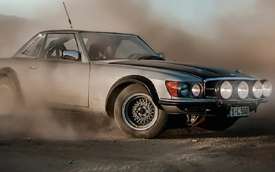 &rsquo;81 Mercedes 500 SL – Rallye dans le désert Californien