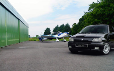 Renault Clio 16s vs CAP 10… Sur la terre ou dans les airs !