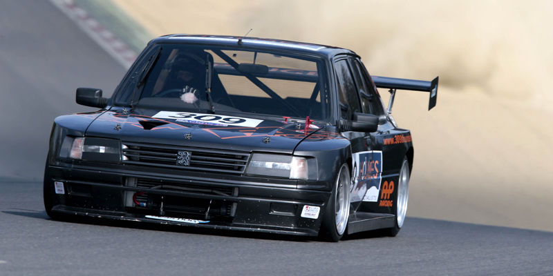 Team 309 Cosworth : Welcome to Thunder Saloon !