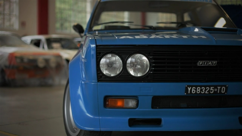Fiat 131 Abarth Stradale – Boite à chaussures de compèt&rsquo;