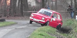 Rallye en Fiat 126 ! Les plus grosses burnes de l'année !