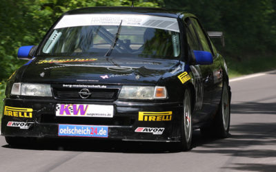 Hillclimb Monster : Opel Vectra STW !