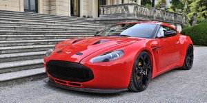 Aston Martin V12 Zagato... Son et lumière sous le signe du Z !